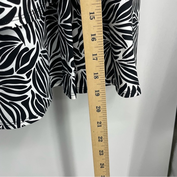 LANDS END plus size 3X skirt swim bottom black white floral print pull on - Picture 6 of 7